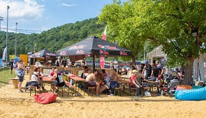 19905064_1919673231654386_6483148485406494821_n